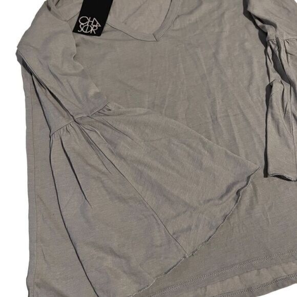 Chaser Gray Cold Shoulder Long Bell Sleeves Top Size M NWT - Picture 9 of 12